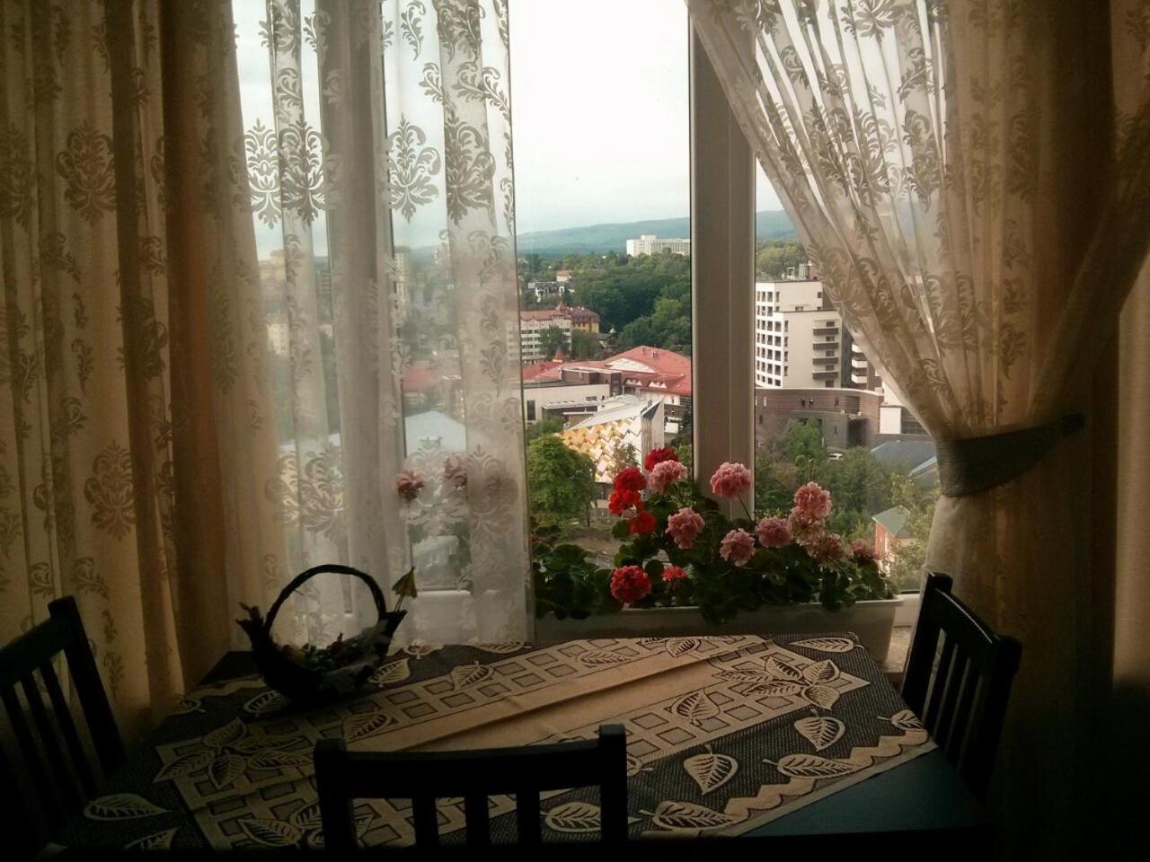Sunny Apartment In The City Center Trouskavets Extérieur photo